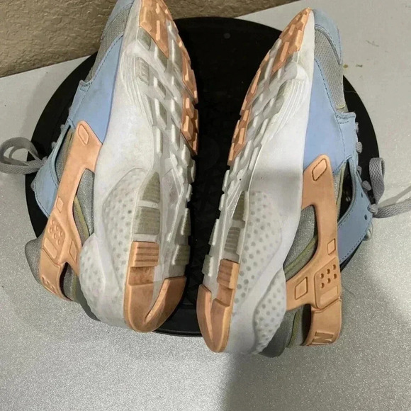 Nike Air Huarache Run (GS) Girl's Running Shoes Size 6Y Wolf Gray Pink Blue - Picture 6 of 8